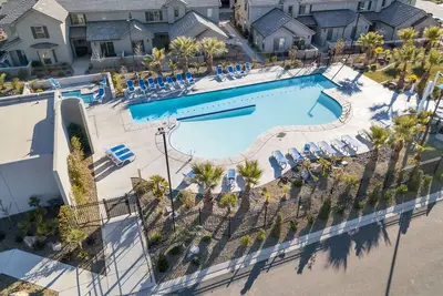 Image de C'est bon d'etre à la maison! Brand New All Master Suite St. George Maison de vacances