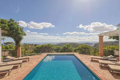 Image de Casa Buena Esperanza - Maison de vacances exceptionnelle avec piscine et vue panoramique.