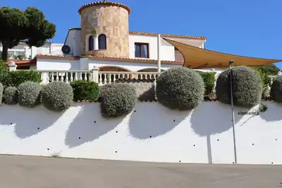Image de Villa dans un endroit magnifique, vue sur la mer, piscine chauffée, Wifi rapide