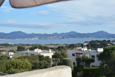 Image de St-Aygulf : Mezzanine 4 pers, terrasse, parking, lave-linge, animaux bienvenus