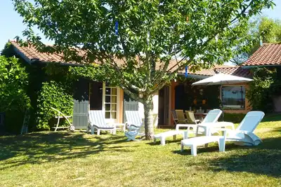 Image de Maison d'hôte, 15 mn des plages, au calme, vue superbe sur les montagnes, Wifi
