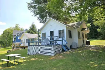 Image de Clam Lake Cottage sur le lac Clam - Great Fisherman's Cottage