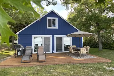 Image de Évasion Waterfront Sand Point sur Wild Fowl Bay