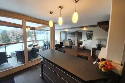 Image de Appartement joliment rénové avec une vue imprenable sur la vallée du Rhône