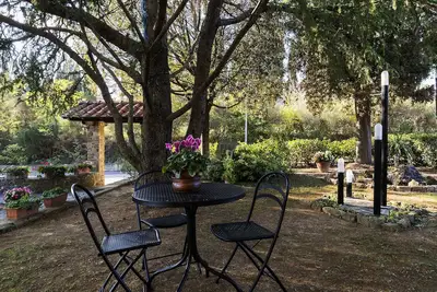 Image de Podere La Rosa, appartement en pleine campagne mais à 5 minutes à pied du centre.