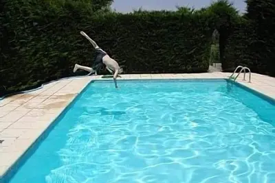 Image de Grande villa avec piscine privée donnant sur la vallée de l'Orb rivière