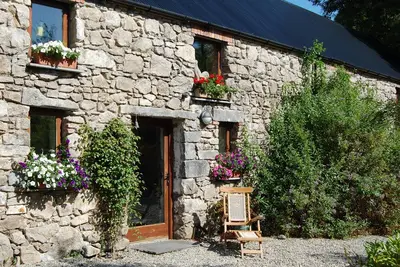 Image de 'The Barn' - Nouvellement répertorié en août 2018. Conversion de grange en pierre unique - Galway