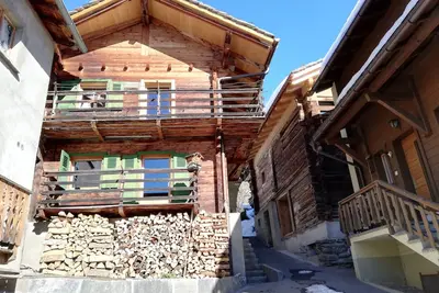 Image de Calme et authenticité  proche Verbier (Sarreyer) - 3 chambres