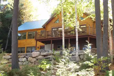 Image de Belle Connexion Privé maison parfaite pour les grandes familles situé sur le lac Thompson