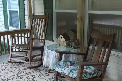 Image de Cabine située dans un paradis pour les oiseaux et la pêche