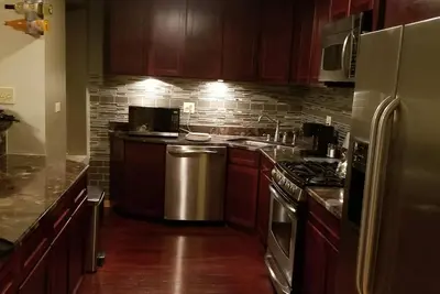 Image de Un charmant spacieux condo Paxton propre 2000 sq. Ft.