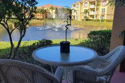 Image de Condo meublé de luxe avec belle vue sur le lac et l'eau