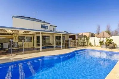 Image de Arlington Beach Home (Wifi gratuit et accès gratuit)