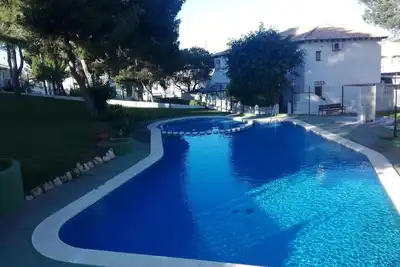 Image de Beau Bungalow Avec Piscine Urb. Lac Jardin Ii Torrevieja.