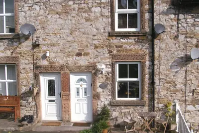 Image de Bakewell Stone Cottage / 4 personnes / poêle à bois / Parking / 2 salles de bains / WiFi