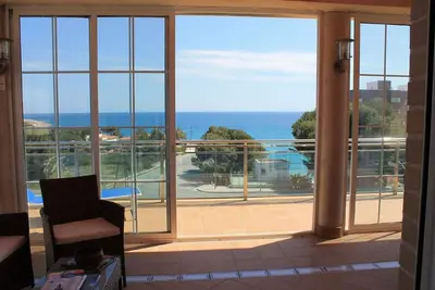 Image de Appartement penthouse à 90m à peine de la plage