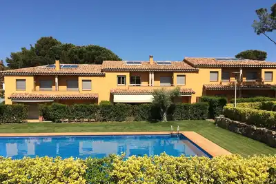 Image de Délicieux, vacances luxeus avec plage et terrain de golf, sept personnes + bébé