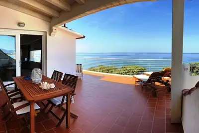 Image de Appartement - Valledoria Grande maison (Pour Vous Aider)
