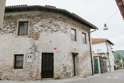 Image de La maison en pierre d'Hisa 1850 au coeur du vieux centre de Tolmin