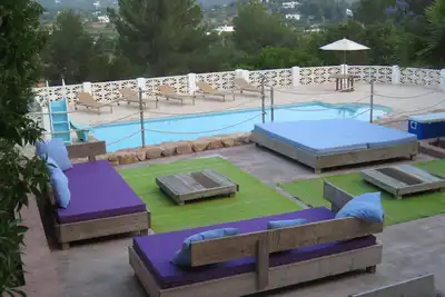 Image de 5 chambres villa de luxe avec piscine, barbecue et une vue imprenable sur la campagne Ibiza