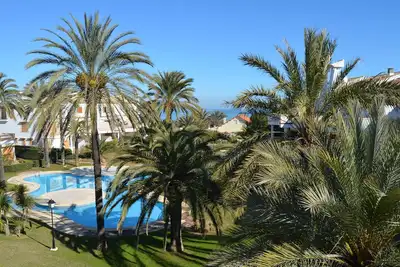 Image de Appartement directement sur la mer avec Wifi, 2 chambres, 2 climatisation, 2 piscines, vue montagne et mer