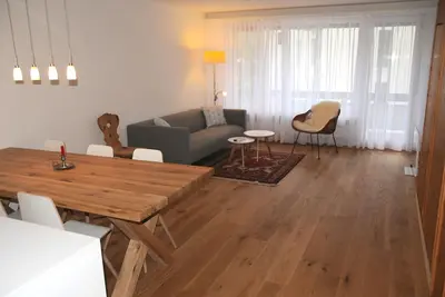 Image de Bel appartement, situé au centre, récemment rénové (2014)