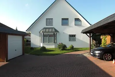 Image de Maison jumelée moderne + généreusement meublée sur 100 m² pour 4 personnes + 1 bébé
