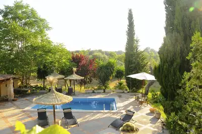 Image de Belle finca avec piscine et cuisine d'été qui ne laisse rien à désirer