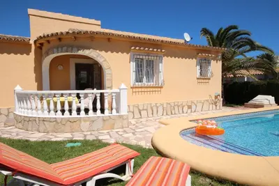 Image de A quelques minutes de la plage d'Els Poblets est notre villa de 2 chambres