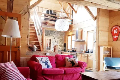 Image de Appartement de charme dans chalet au cœur des 3 Vallées