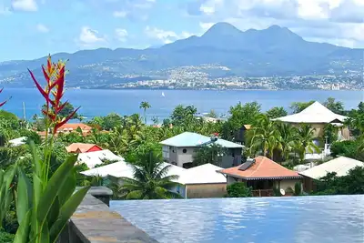 Image de Villa Zandoli vue mer, piscine et jacuzzi pour 8 personnes