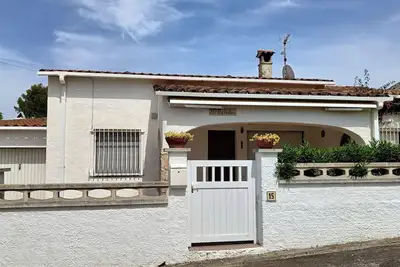 Image de Maison avec piscine communautaire pour 5 à 6 personnes à +- 1500 m de la plage