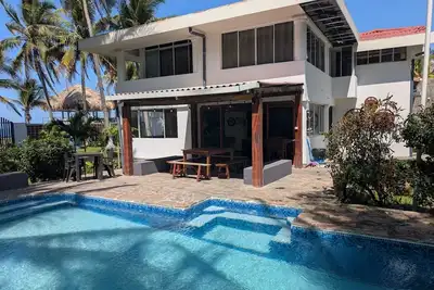 Image de \"Une vague de tout 2\" Ocean Front Oasis Getaway - Repos / Relax / Rajeunir! ! !