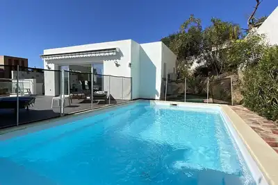 Image de Villa sur la Rte des Sanguinaires avec piscine privative.