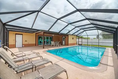 Image de Maison de vacances parfaite près de la plage.