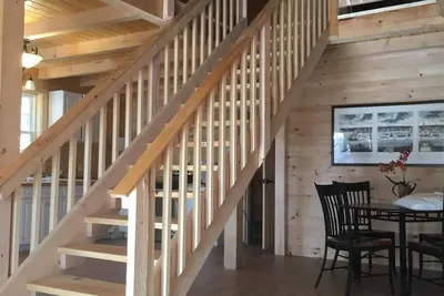 Image de Spacieux et nouveau chalet rustique du Maine