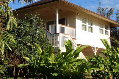 Image de Ocean View 1 Br Cottage Oceanfront Property. Permis