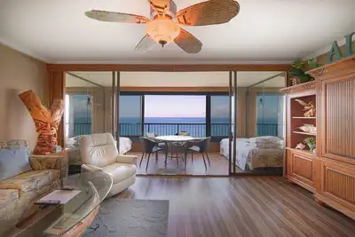 Image de Beautiful Island Style Oceanfront Condo * Appelez offres spéciales en cours *