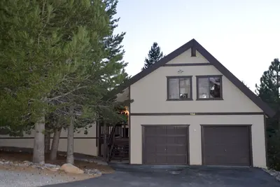 Image de Belle, rustique Ski Accueil. Grande Retraite de Montagne! ! ! ! ! ! ! ! ! ! !