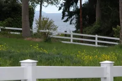 Image de Green Gable Inn - Grand domaine de 5 acres en face de Puget Sound 3 - 7 Br 4. 5 chauve-souris