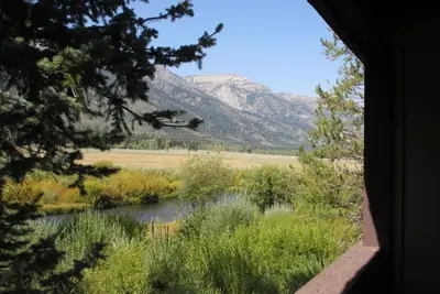 Image de Magnifique condo au bord de la crique 2 chambres et 2 salles de bain