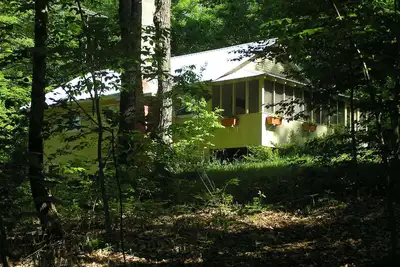 Image de Cottage isolé mais accessible sur deux étangs