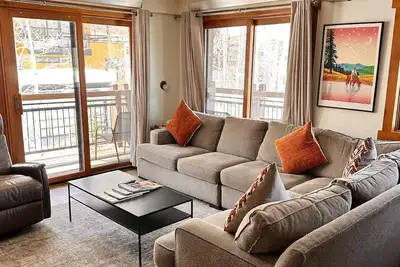 Image de Dernier étage de trois chambres avec balcon privé