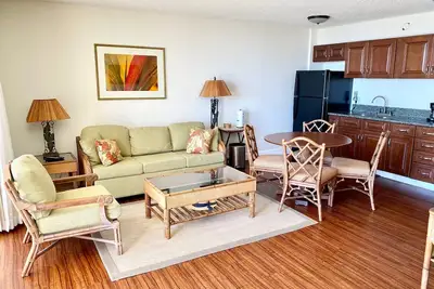 Image de Hawaii Koloa Kai au Waikiki Banyan | Vue sur l'océan | Marcher jusqu'à la plage