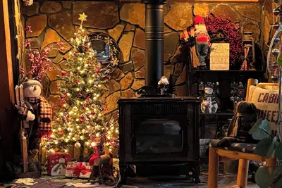 Image de Pefect Location, Grande piscine et lac de canotage, à 20 minutes du glacier ouest