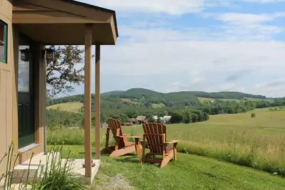 Image de Savage Hart Farm est une ferme Petit Mouton Avec Chambres d'hĂ´tel.