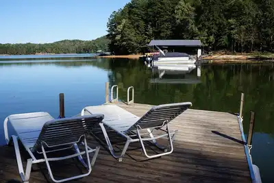 Image de Adorable cabine avec de superbes vues, baignade, baignade et pêche