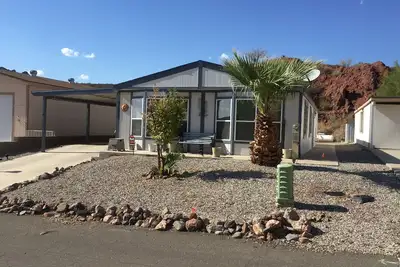 Image de Impressionnant Snowbird Location Spacieux 2 chambres 2 salles de bain Mobilehome - Golf, rampe de lancement