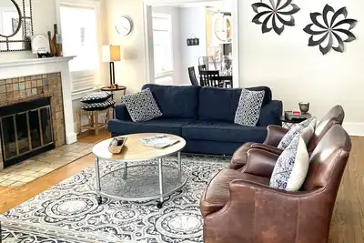 Image de Superbe 2 chambres au Country Club North, à quelques pas de Cherry Creek près du centre-ville