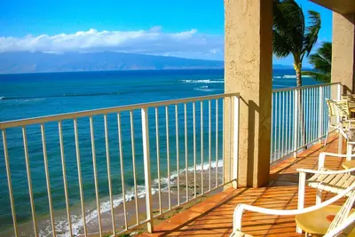 Image de Unité de coin en bord de mer! Vues fabuleuses! Lanai enveloppant!